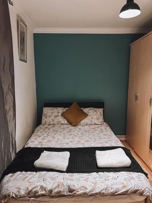 Spacious 3 Bedroom Flat In Stockwell London Exterior photo