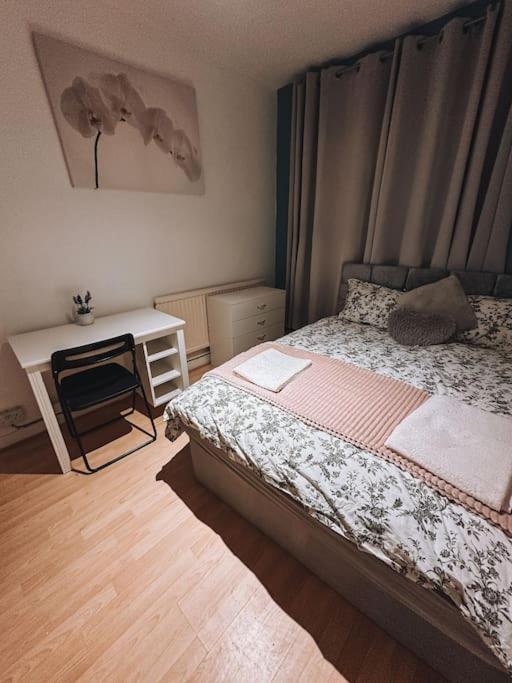 Spacious 3 Bedroom Flat In Stockwell London Exterior photo